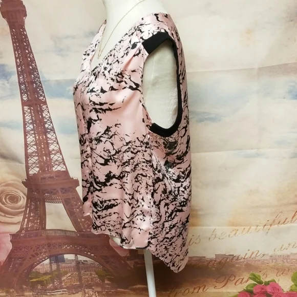 Vince Camuto petite sleevel… - Picture 4 of 7